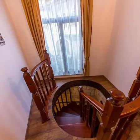Heraklis Hotel Szálloda Berat